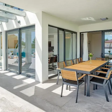 بيت للعطل Nono *